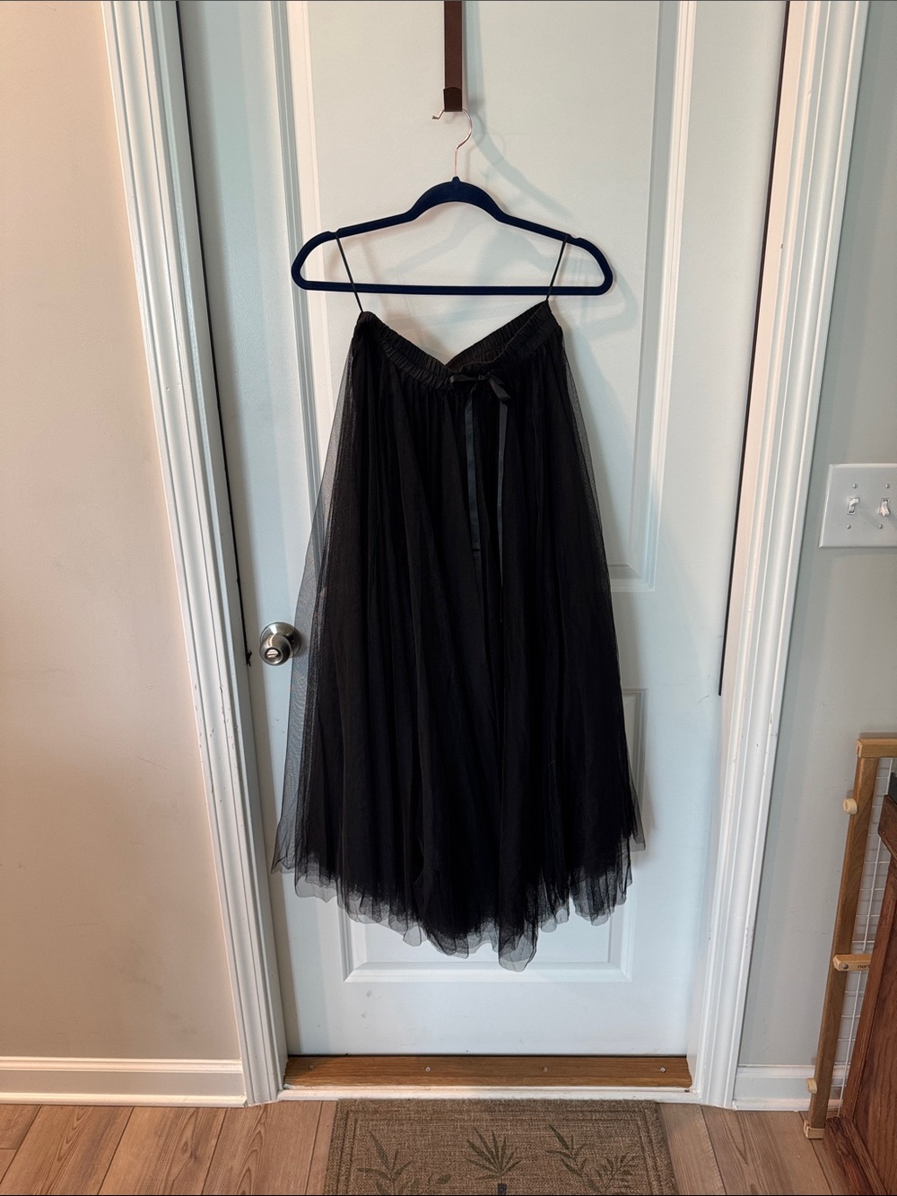 Elan - Medium Black Tulle Midi Skirt with Ribbon Detail Waist